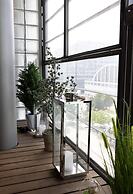2ndhomes Lux Apartment w Sauna&Balcony