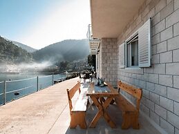 Solar House Babina 2