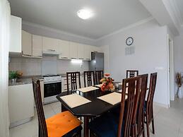 Solar House Babina 1