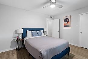 Stylish 1BR Near UT Highland Evonify