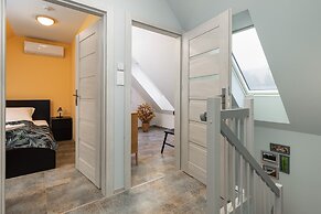 House Ostoya Wrzosowo by Renters