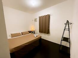 Flo Bed and Breakfast