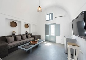 Onirondas Villas Dom Style in Fira City