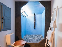 Onirondas Villas Dom Style in Fira City