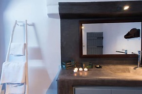 Onirondas Villas Dom Style in Fira City