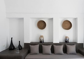 Onirondas Villas Dom Style in Fira City