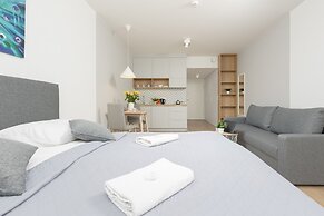 Nocznickiego Studios by Renters