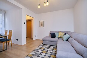 Bacci Central 2-Bedroom Apartment