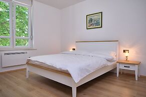 Bacci Central 2-Bedroom Apartment