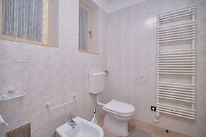 Bacci Central 2-Bedroom Apartment