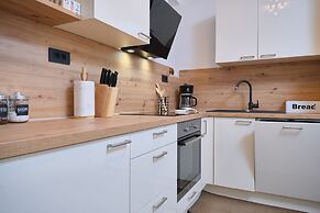 Bacci Central 2-Bedroom Apartment