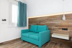 Deluxe Suites Santorini