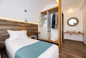 Deluxe Suites Santorini