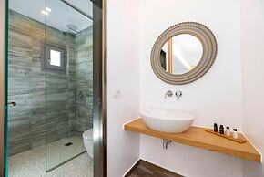 Deluxe Suites Santorini