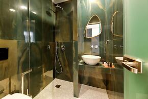 Deluxe Suites Santorini