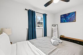 Stylish 2BR Near UT Highland Evonify