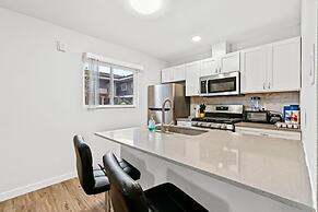 Stylish 2BR Near UT Highland Evonify