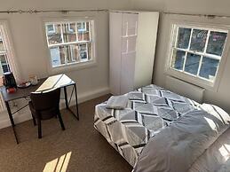 Castle Hill Resident