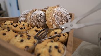 Dimora Fantasia Charme B&B