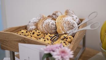 Dimora Fantasia Charme B&B