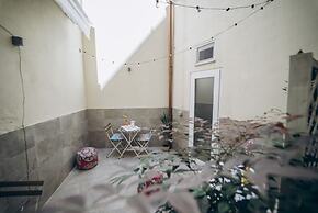 Dimora Fantasia Charme B&B