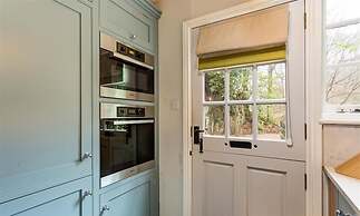 Acorn Cottage