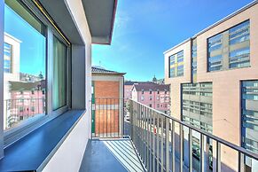 Boutique Apartment 12