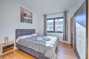 Boutique Apartment 12