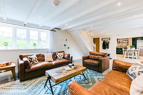 Courtyard Cottage - Within the Helland Barton Farm Collection