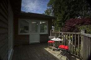 Rosewood by the River