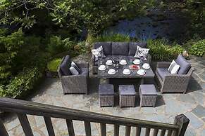 Rosewood by the River