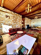 Yeşilsu taş konağı