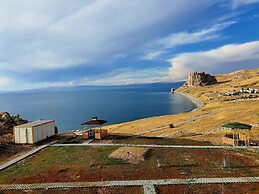 Yeşilsu taş konağı