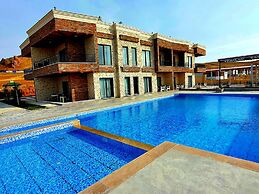 Yeşilsu taş konağı