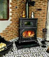 Yeşilsu taş konağı