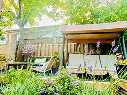 Sunrise Tree Guest House