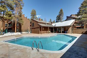 Updated 2Br Plus Loft Condo on Shuttle Route! Sleeps 8 & Kids Ski Free