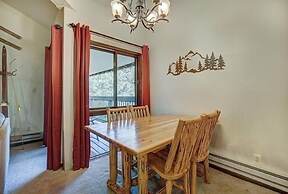 Updated 2Br Plus Loft Condo on Shuttle Route! Sleeps 8 & Kids Ski Free