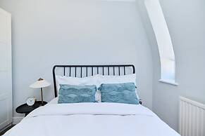 The Fulham Secret - Classy 5bdr Apartment