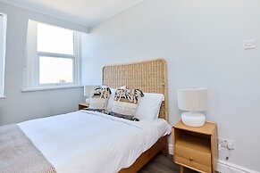 The Fulham Secret - Classy 5bdr Apartment