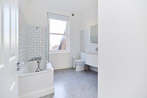 The Fulham Secret - Classy 5bdr Apartment