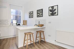 The Fulham Secret - Classy 5bdr Apartment