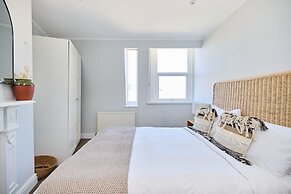 The Fulham Secret - Classy 5bdr Apartment