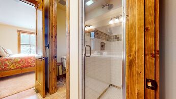 Snowcreek Vi The Lodges #1167 4 Bedroom Condo by RedAwning