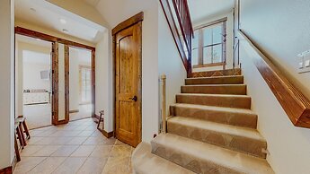 Snowcreek Vi The Lodges #1167 4 Bedroom Condo by RedAwning