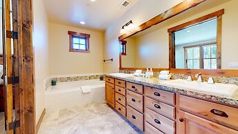 Snowcreek Vi The Lodges #1167 4 Bedroom Condo by RedAwning