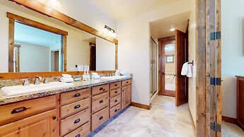 Snowcreek Vi The Lodges #1167 4 Bedroom Condo by RedAwning
