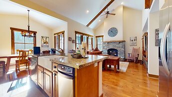 Snowcreek Vi The Lodges #1167 4 Bedroom Condo by RedAwning