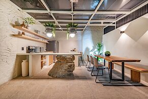 Provenza Luxury Residence by HOUSY HOST