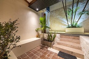 Provenza Luxury Residence by HOUSY HOST